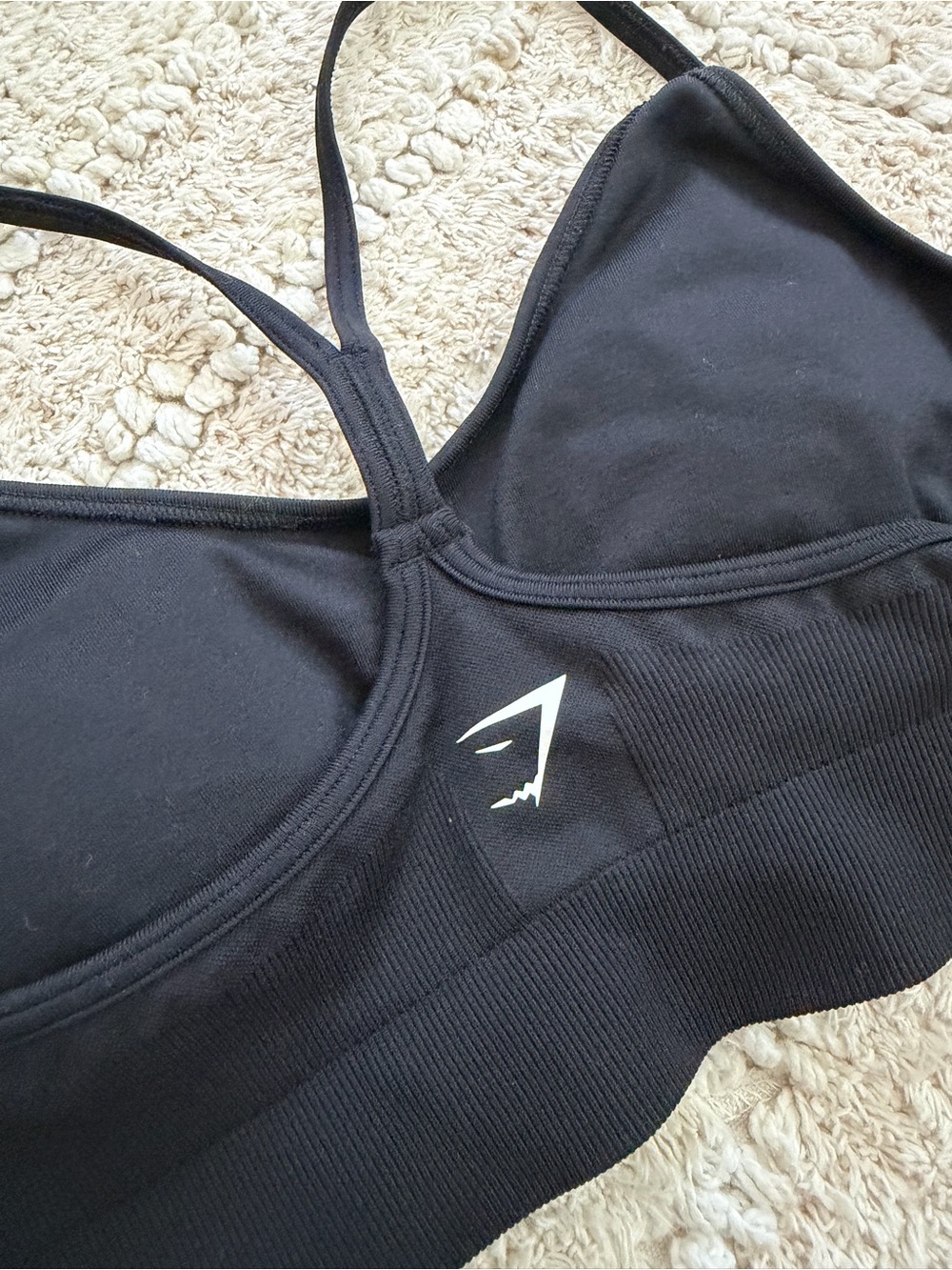 Gymshark Black Seamless Light-Support Strappy Sports Bra - Picture 3 of 3